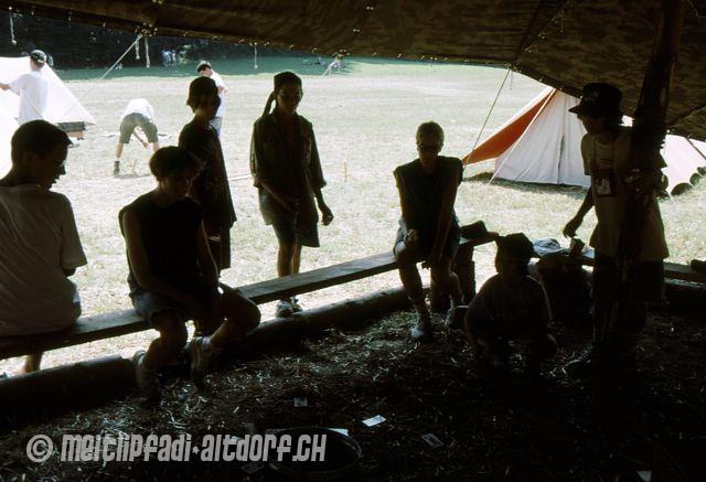 061.jpg